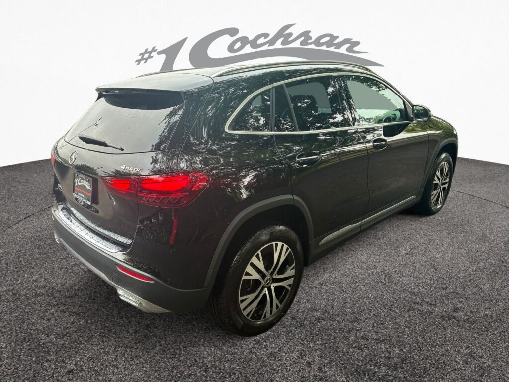 2026 Mercedes Benz GLA 250 4MATIC photo 4