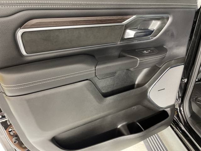 2026 Ram 1500 Laramie photo 41