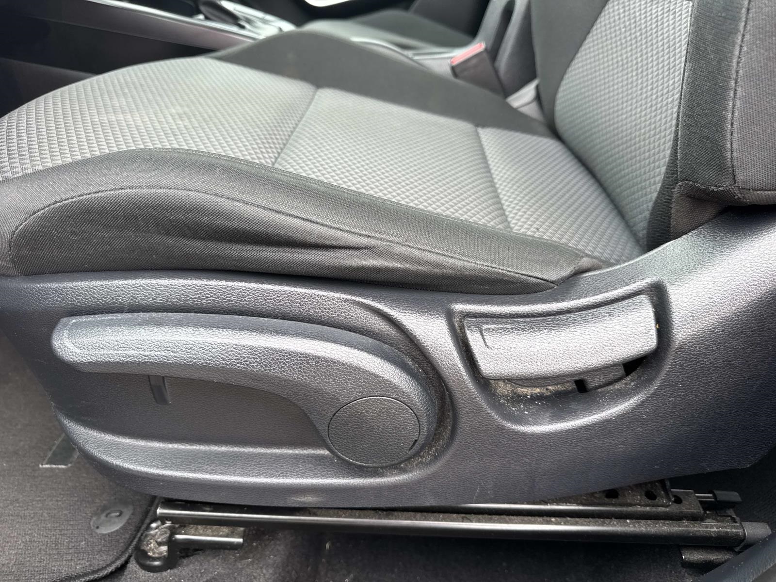 2023 Kia Soul LX photo 15