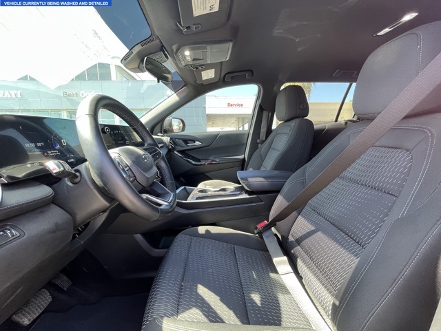 2025 Chevrolet Equinox LT photo 7