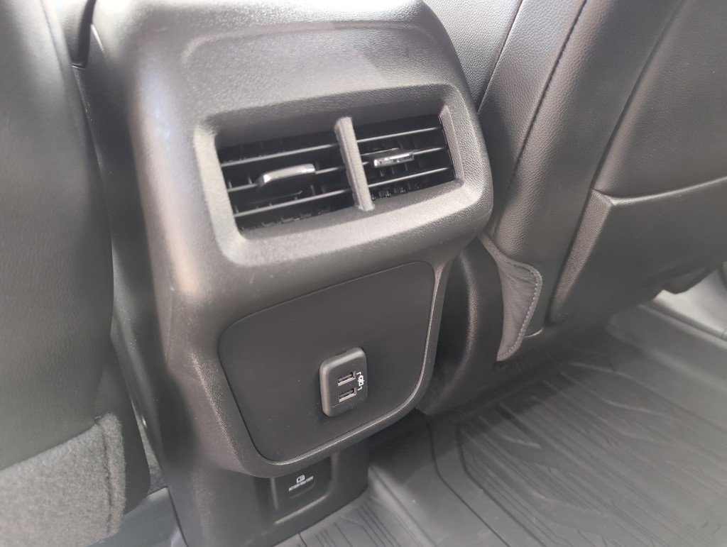 2024 Gmc Terrain SLT photo 14