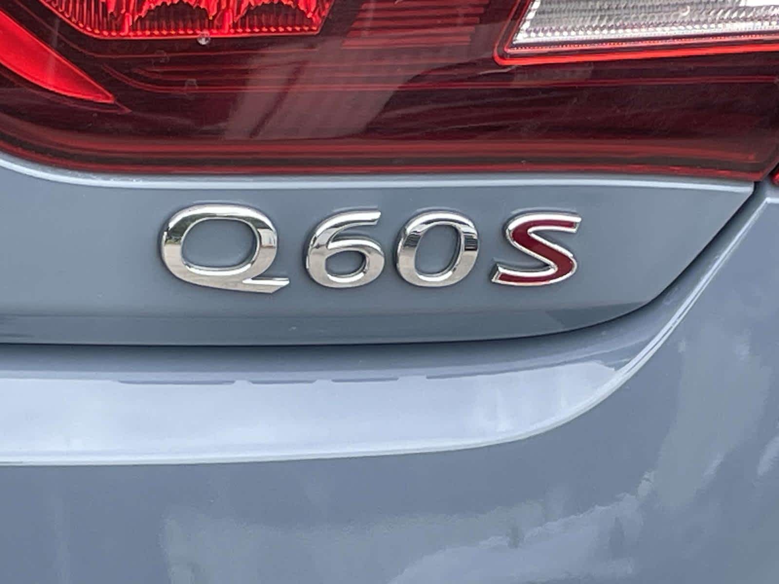 2021 Infiniti Q60 Red Sport 400 photo 10