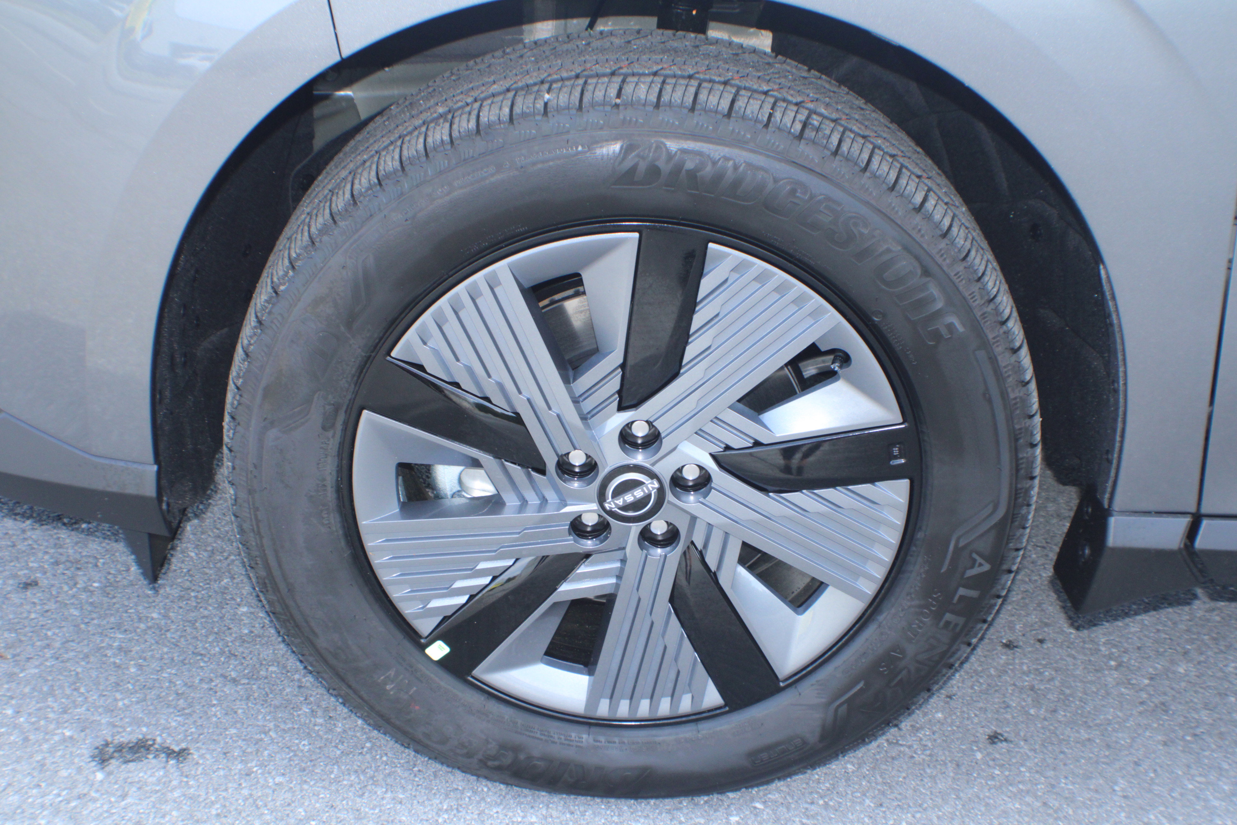 2025 Nissan Murano SL photo 5