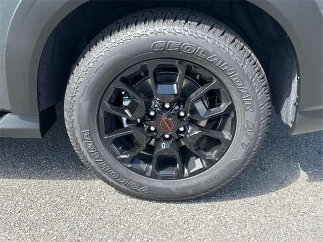 2025 Nissan Armada photo 13