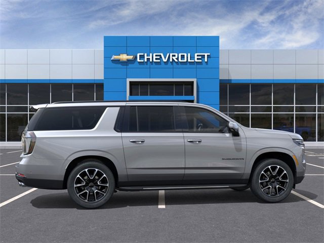 2026 Chevrolet Suburban RST photo 3