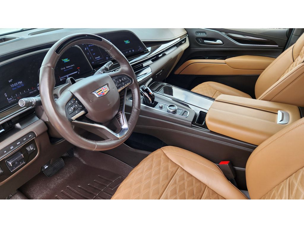 2023 Cadillac Escalade ESV Sport photo 3