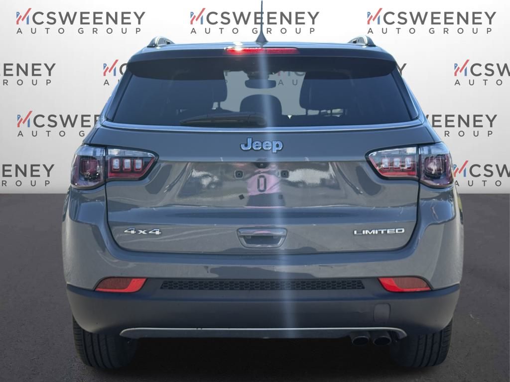 2022 Jeep Compass Limited photo 4