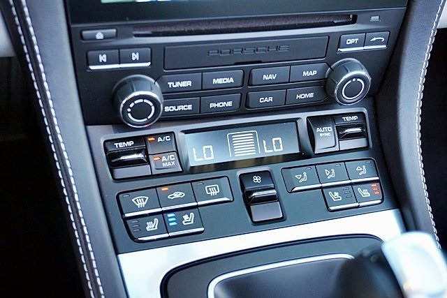 Used 2024 Blue Porsche Style Edition image 27