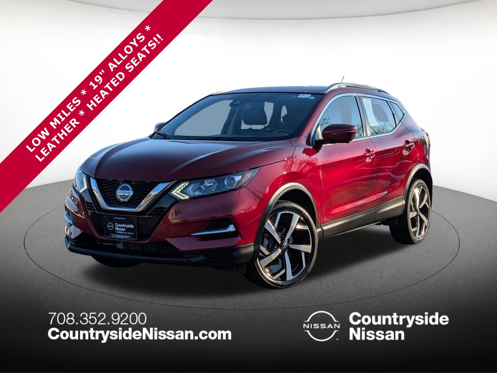 2022 Nissan Rogue Sport SL's photo