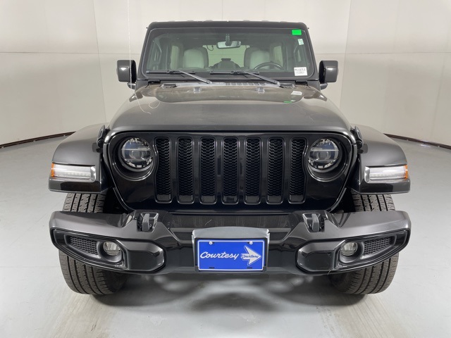 2022 Jeep Wrangler Unlimited Sahara High Altitude photo 2