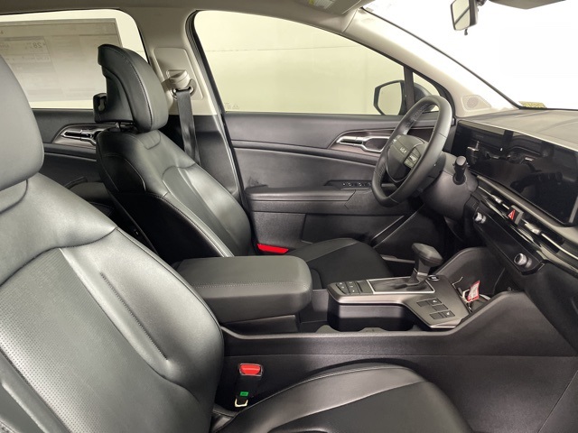 2026 Kia Sportage EX photo 9