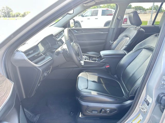 2023 Jeep Cherokee 4xe photo 6