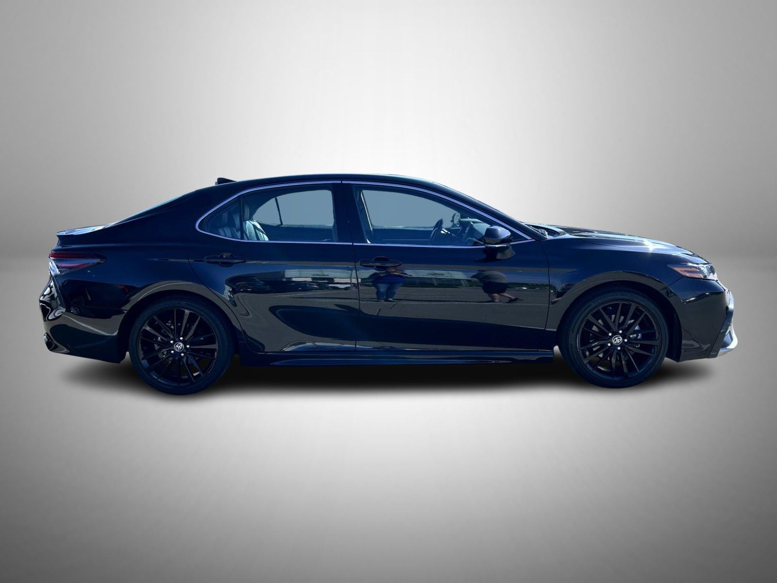 2023 Toyota Camry XSE photo 4