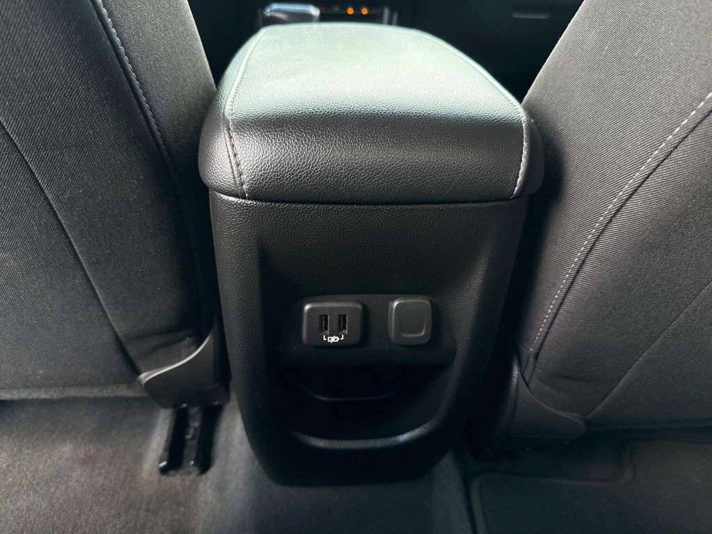 2019 Chevrolet Colorado LT photo 19