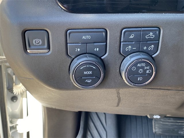 2022 Chevrolet Silverado 1500 LTZ photo 17