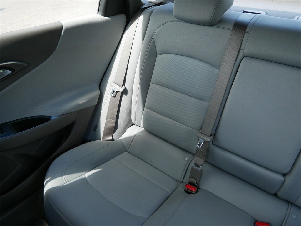 2025 Chevrolet Malibu 1LT photo 16