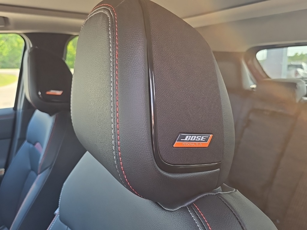 2025 Nissan Kicks SR photo 20