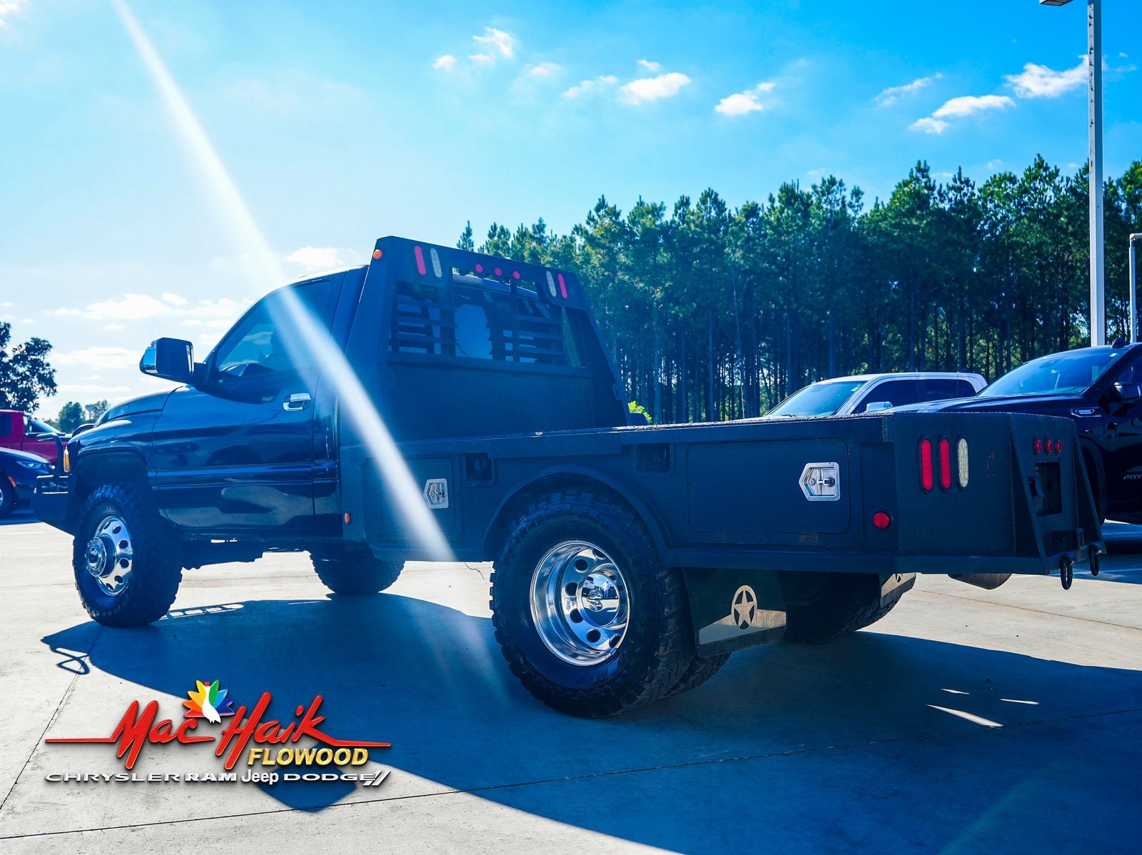 2001 Dodge Ram 3500 SLT photo 4