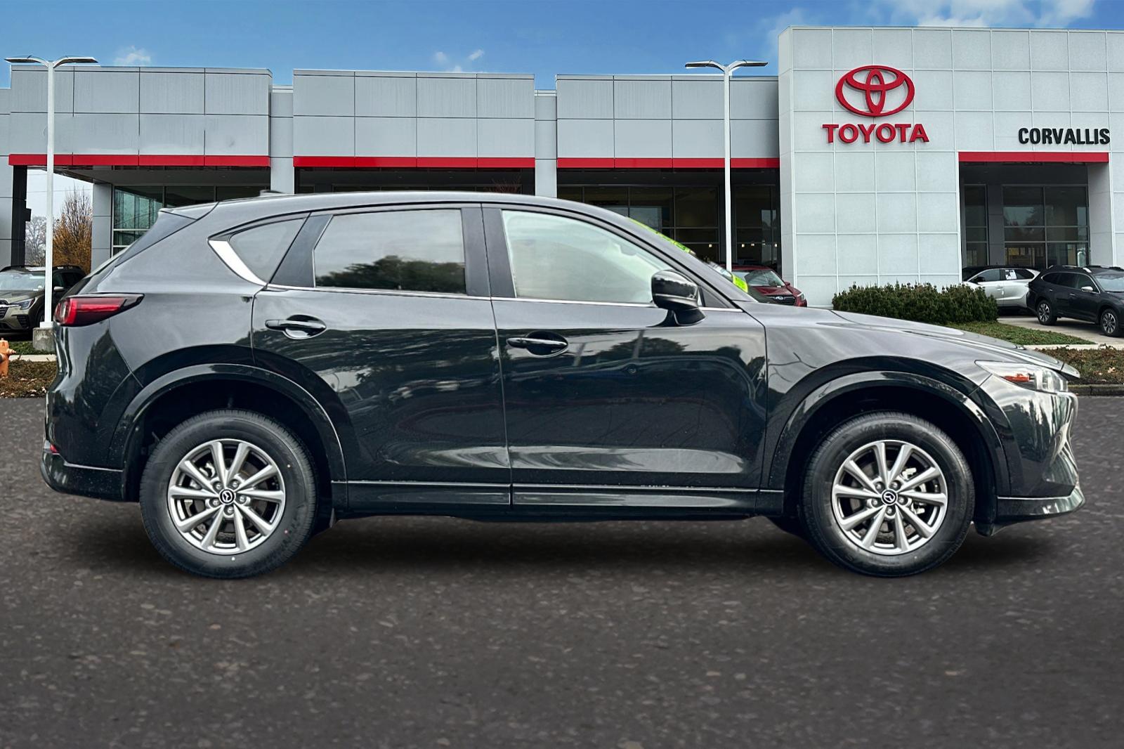 2024 Mazda CX-5 2.5 Select photo 2