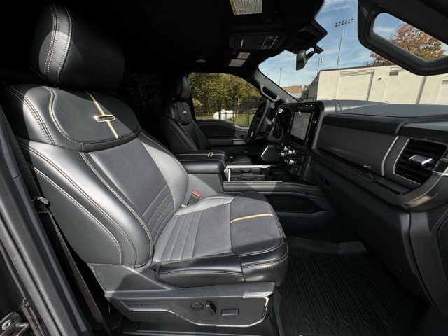 2024 Ford F-350 photo 11