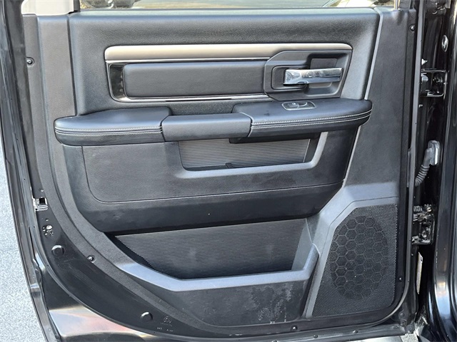 2015 Ram 1500 Sport photo 15
