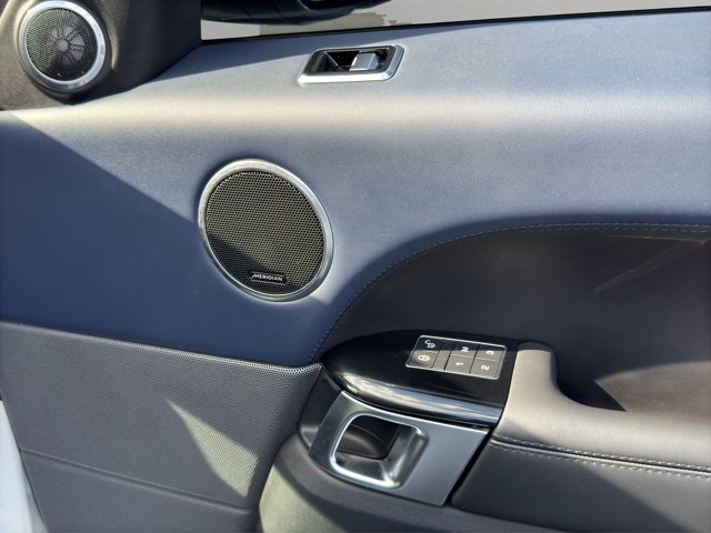 2018 Land Rover Range Rover Sport HSE Dynamic photo 16