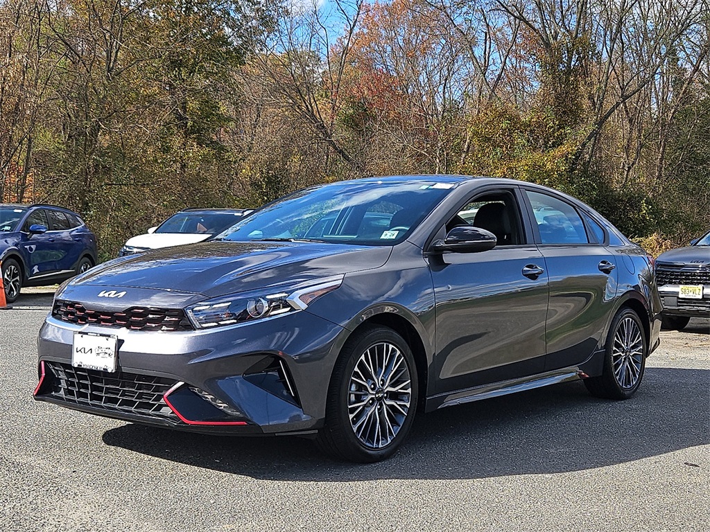 2023 Kia Forte GT-Line photo 3