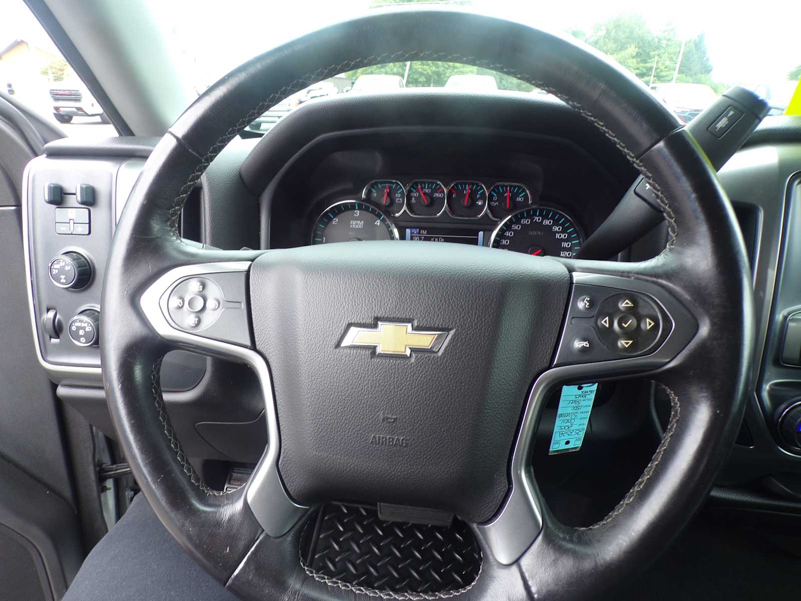 2015 Chevrolet Silverado 1500 LT photo 13