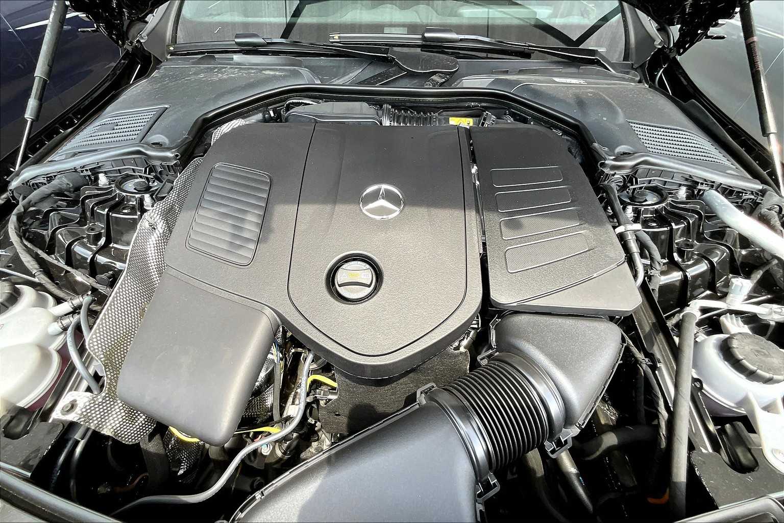 2025 Mercedes Benz C 300 photo 18