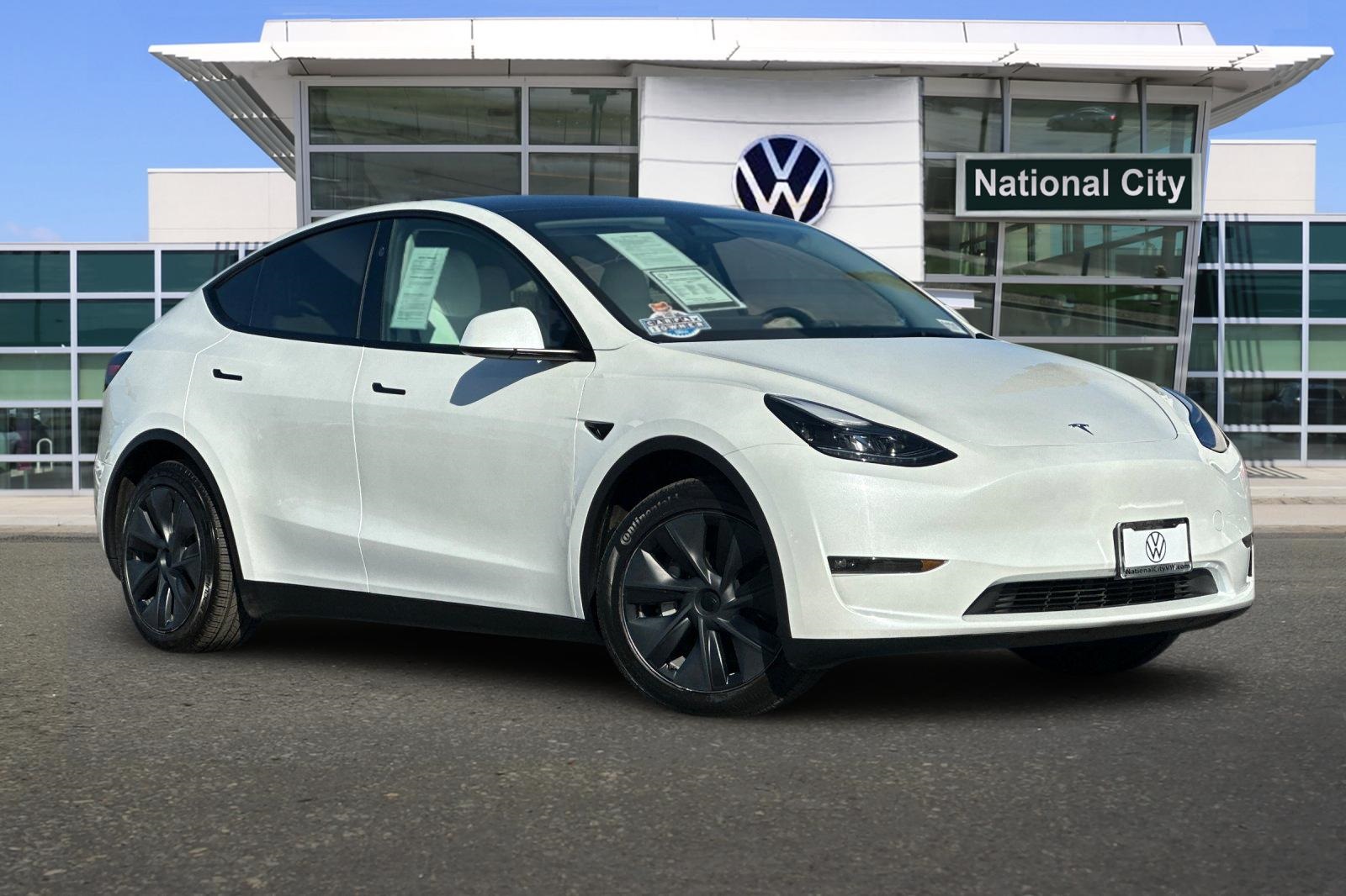 Used 2025 Tesla Model Y Long Range with VIN 7SAYGAEE8SF242907 for sale in National City, CA
