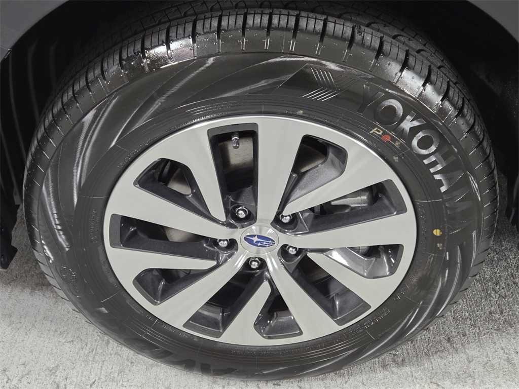 2025 Subaru Outback Premium photo 5
