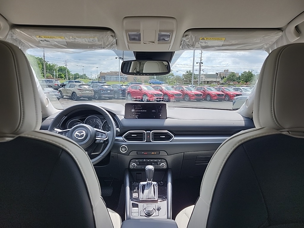 2025 Mazda CX-5 2.5 S Preferred photo 5