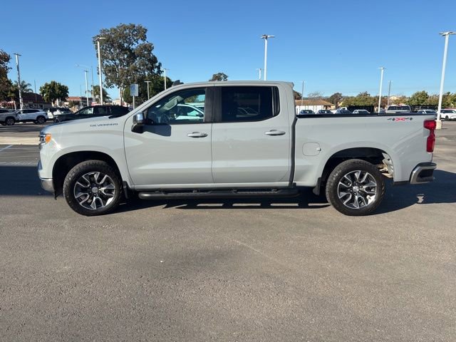 2024 Chevrolet Silverado 1500 LT photo 4