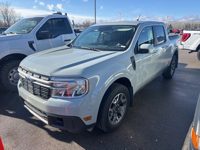 2022 Ford Maverick Lariat photo 3