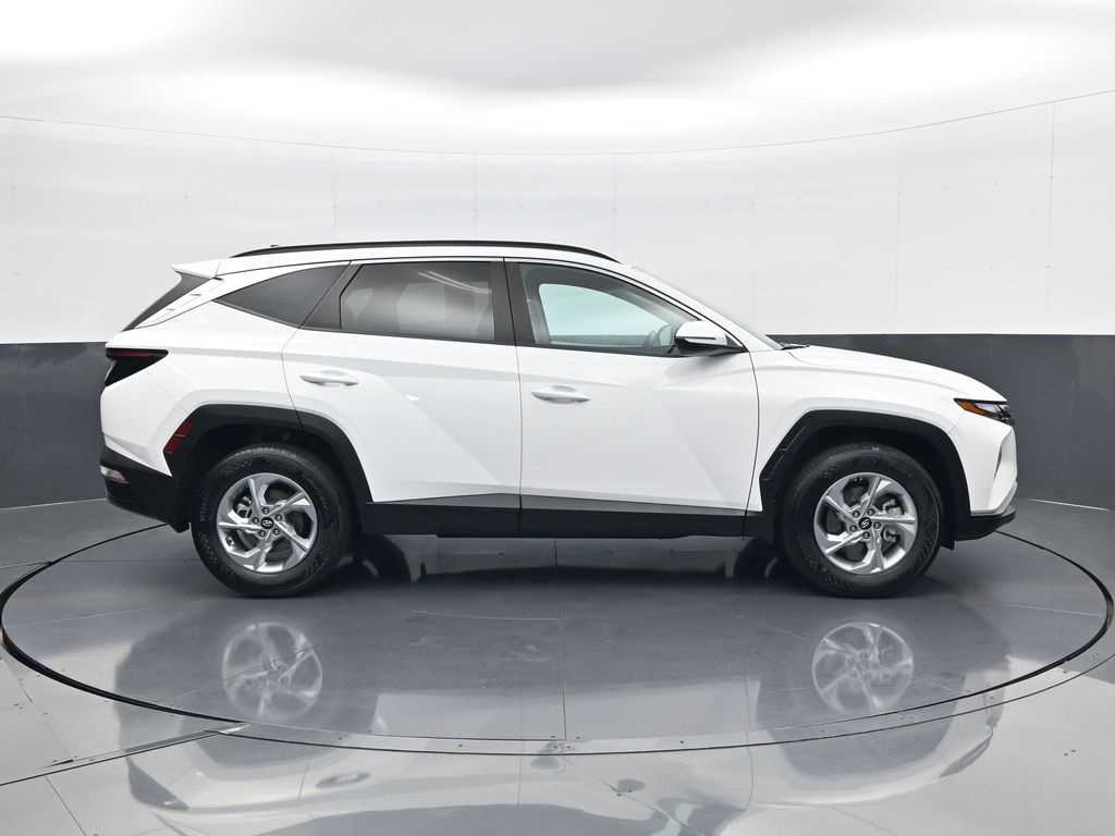 2023 Hyundai Tucson SEL photo 3