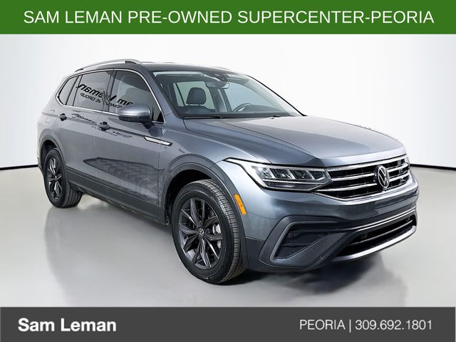 2023 Volkswagen Tiguan SE's photo