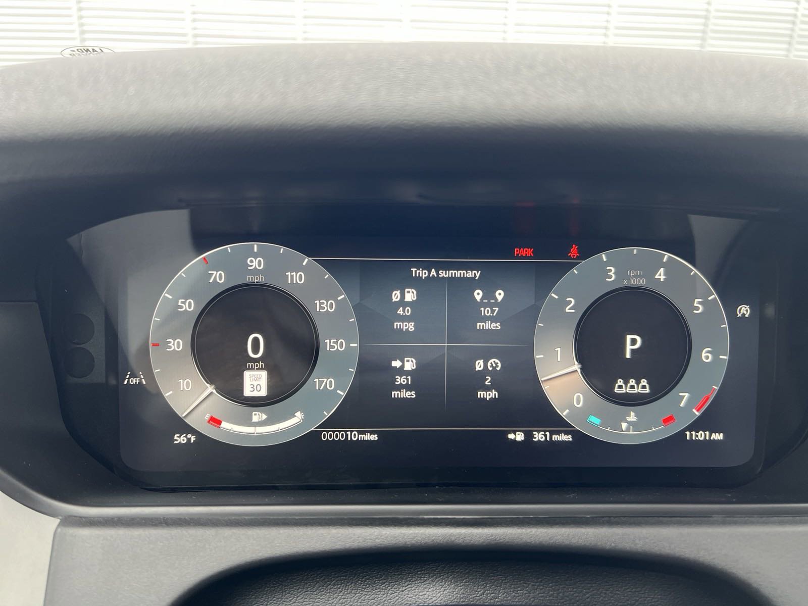 2025 Land Rover Range Rover Velar SE photo 12