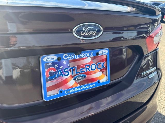 2013 Ford Fusion Titanium photo 16