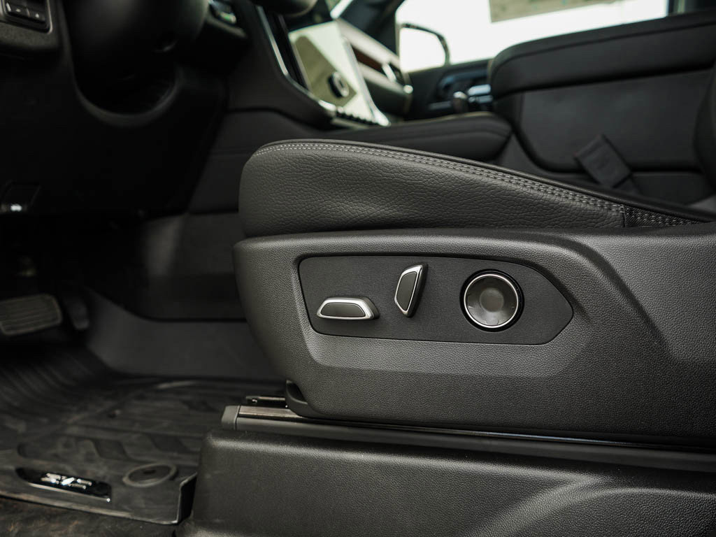2025 Gmc Yukon Denali photo 17