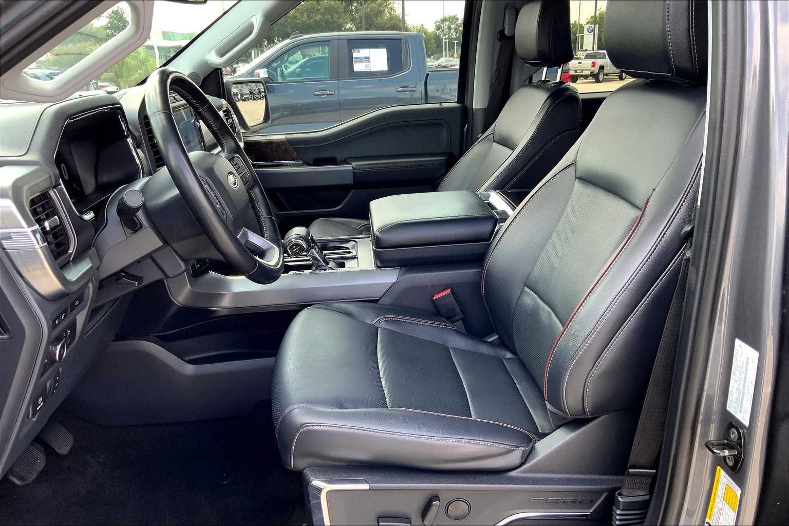 2022 Ford F-150 Lariat photo 14