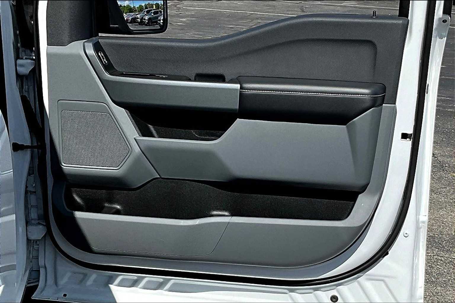 2021 Ford F-150 XLT photo 12