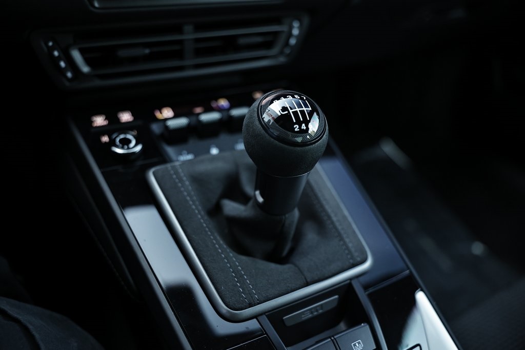 2024 Porsche 911 T photo 33