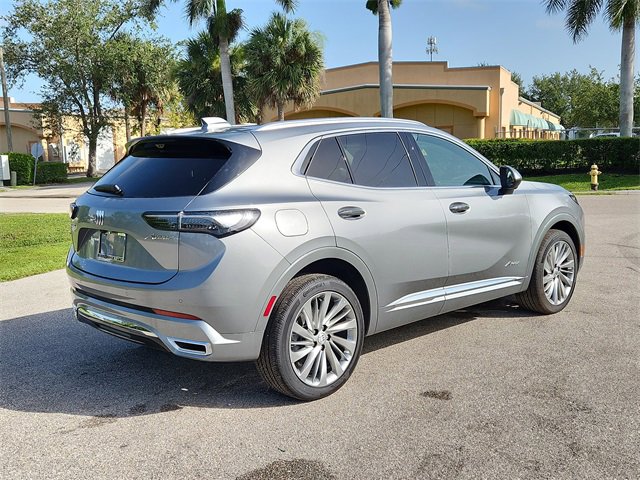 2025 Buick Envision Avenir photo 2