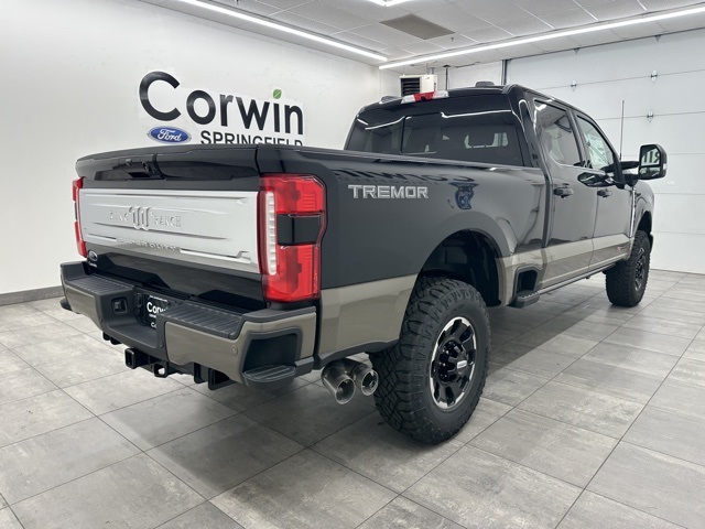 2026 Ford F-350 King Ranch photo 4