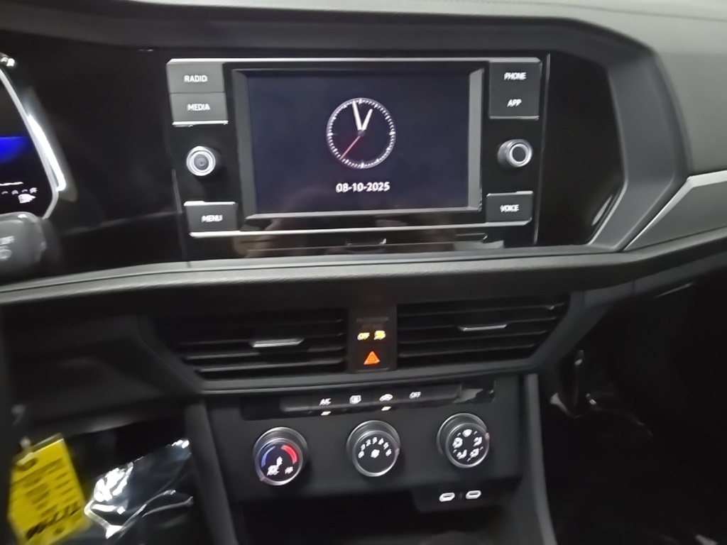 2024 Volkswagen Jetta 1.5T S photo 24