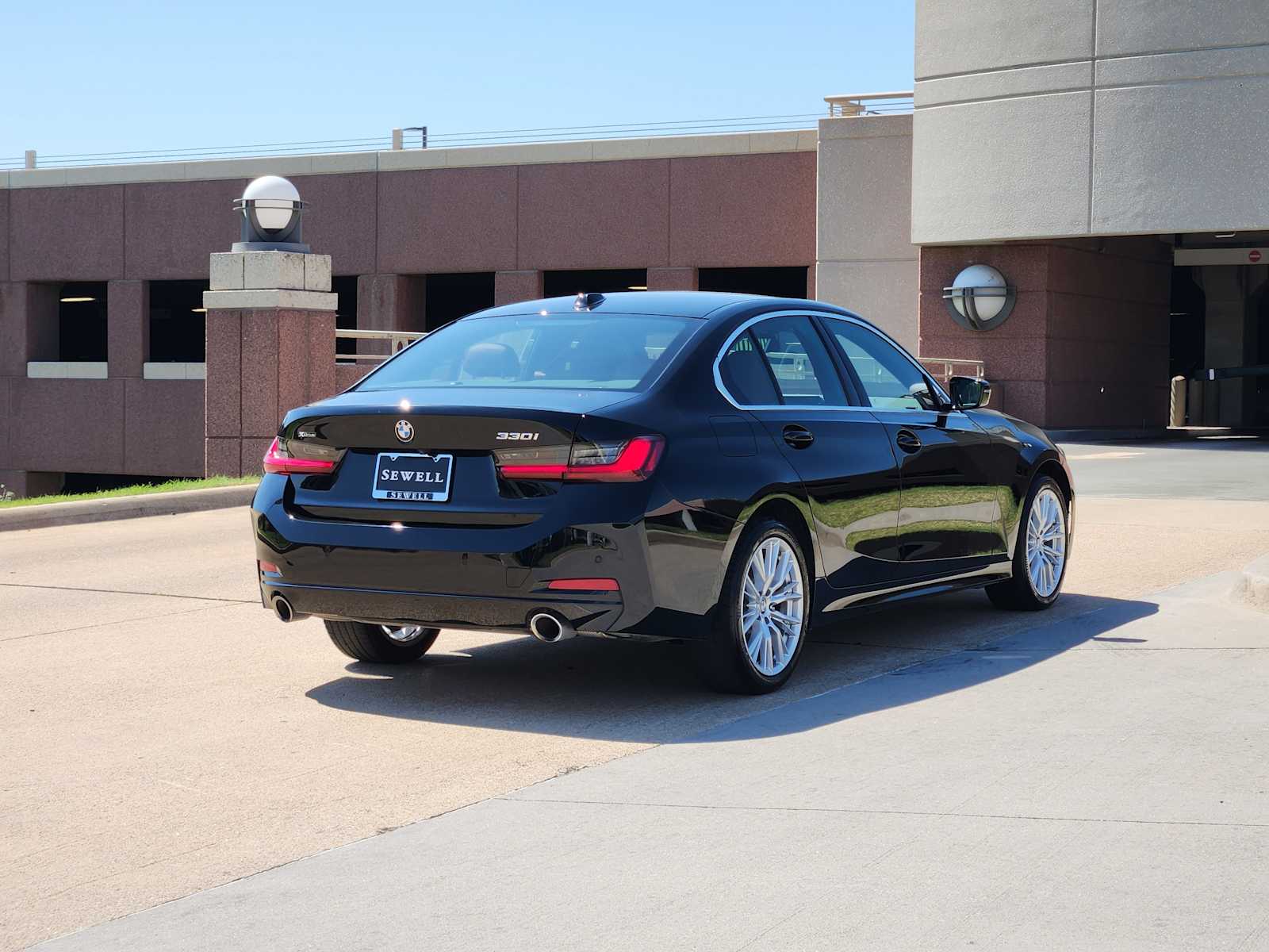 2024 Bmw 330i xDrive photo 3