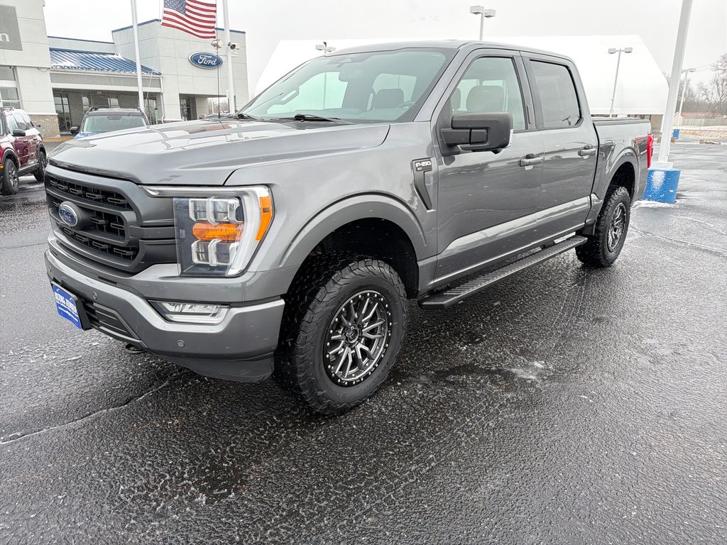 2021 Ford F-150 XLT's photo