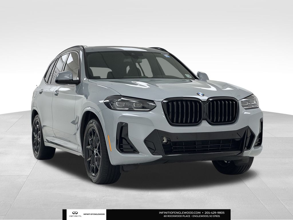 2023 BMW X3 30i's photo