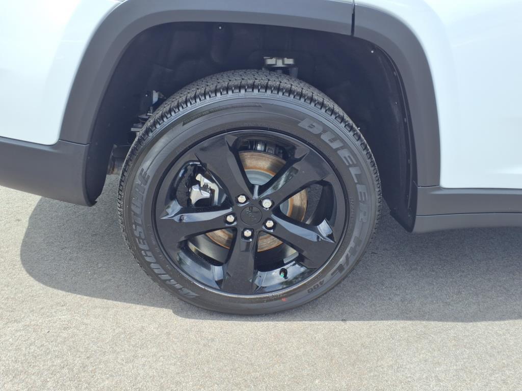 2025 Jeep Grand Cherokee Altitude X photo 19