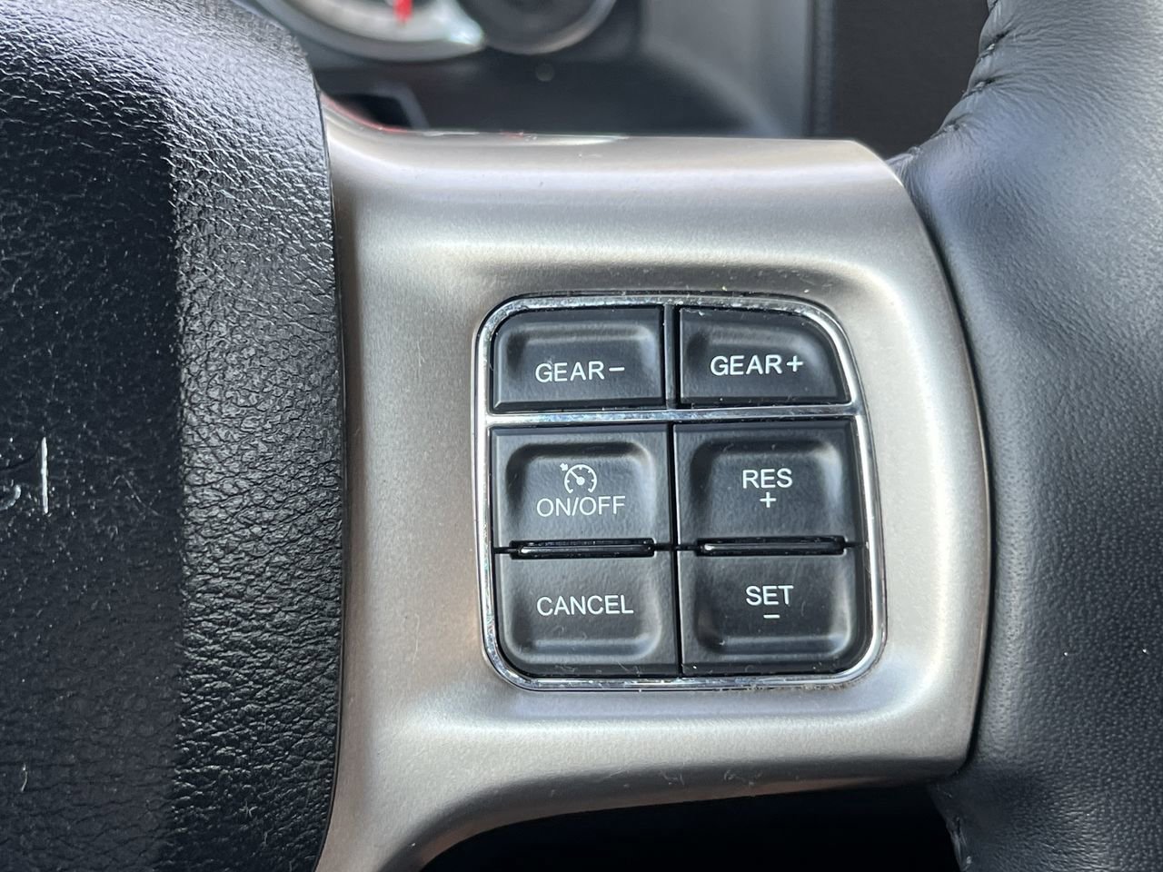 2017 Ram 1500 Laramie photo 21